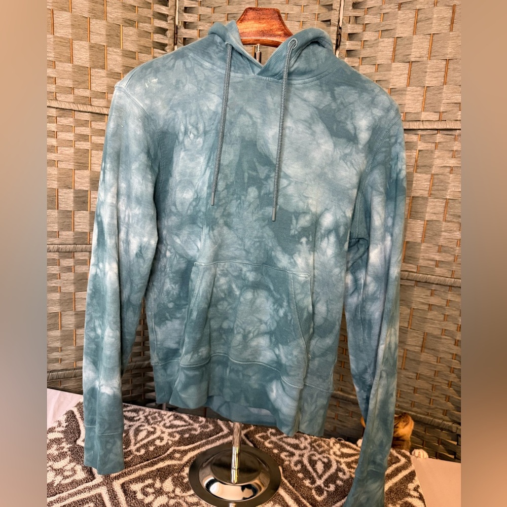 Athleta Women’s Teal Tie-Dye Hoodie